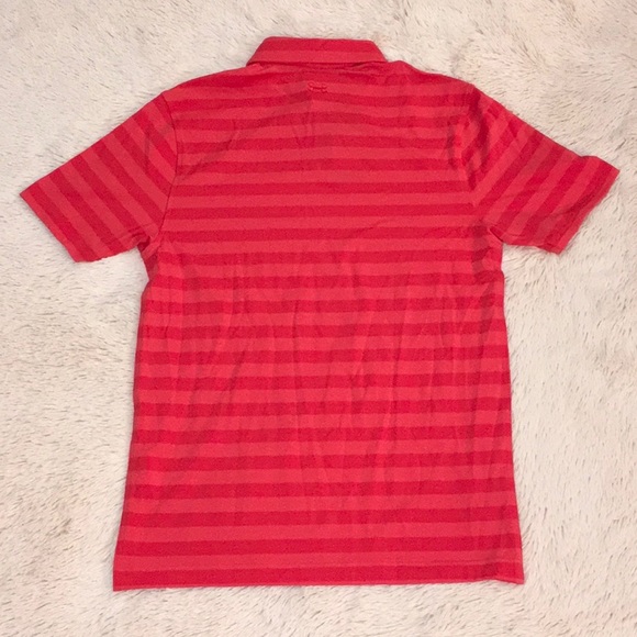 Under Armour ‘Loose Fit’ HeatGear Striped Polo. - Picture 3 of 8